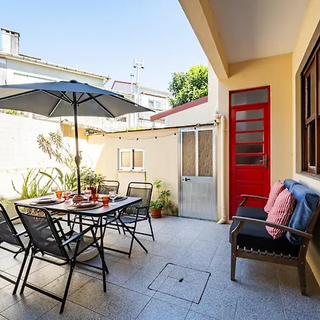 Patio House - 2 Bedroom Flat Порту