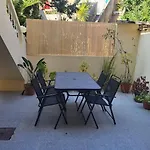 Patio House - 2 Bedroom Flat Apartamento