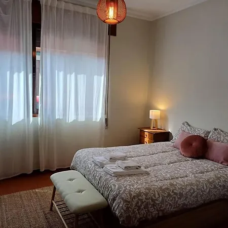 Roomy & Patio - 2 Bedroom Flat Апартаменты Порту