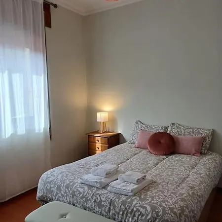 Апартаменты Roomy & Patio - 2 Bedroom Flat Порту