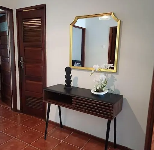 Διαμέρισμα Patio House - 2 Bedroom Flat - Pet Friendly *