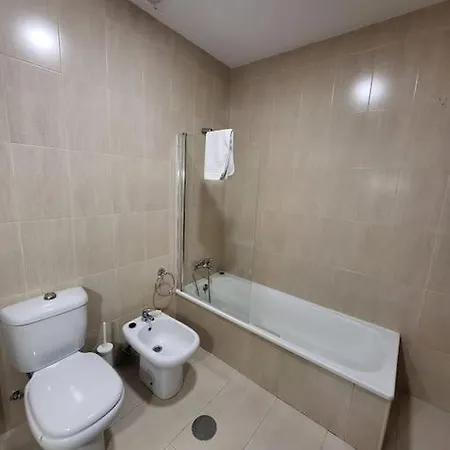 Apartment Patio House - 2 Bedroom Flat - Pet Friendly Porto
